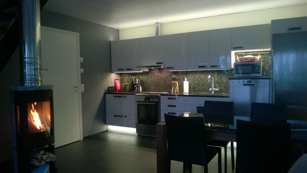 Koivuniemen Tila II Villa Sakyla Phòng bức ảnh